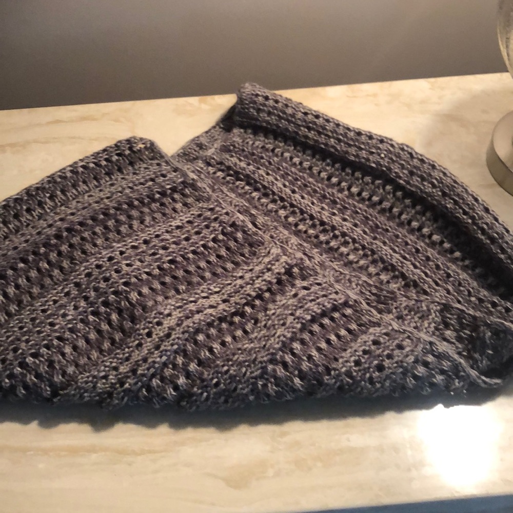 NWOT Very soft gray infinity scarf. New no tags